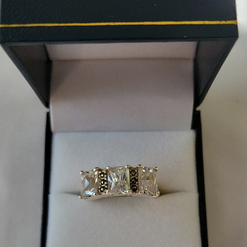 Sterling Silver Sparkling Cocktail Ring with Clear Stones